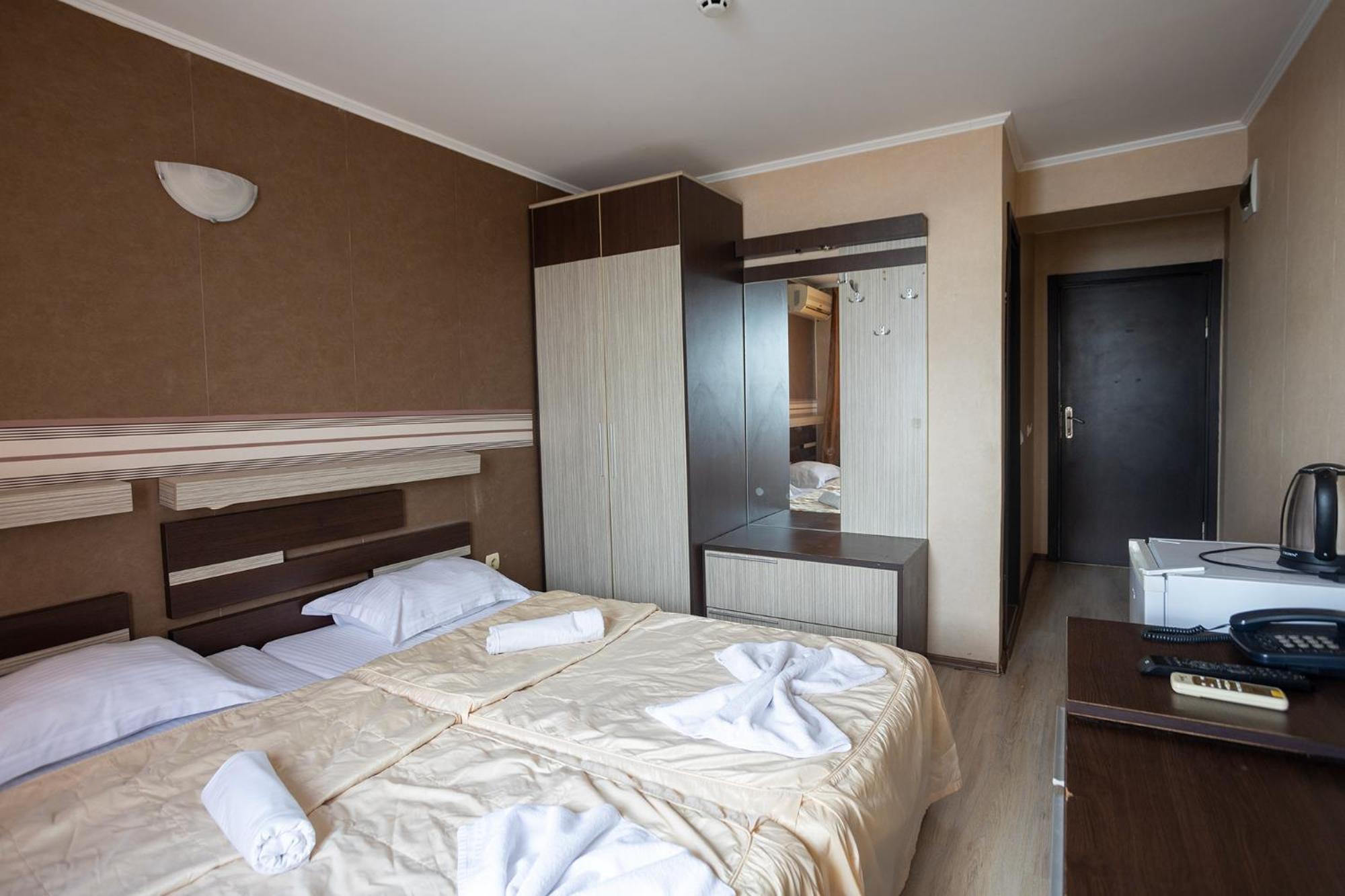 Lotos Hotel 발치크 외부 사진