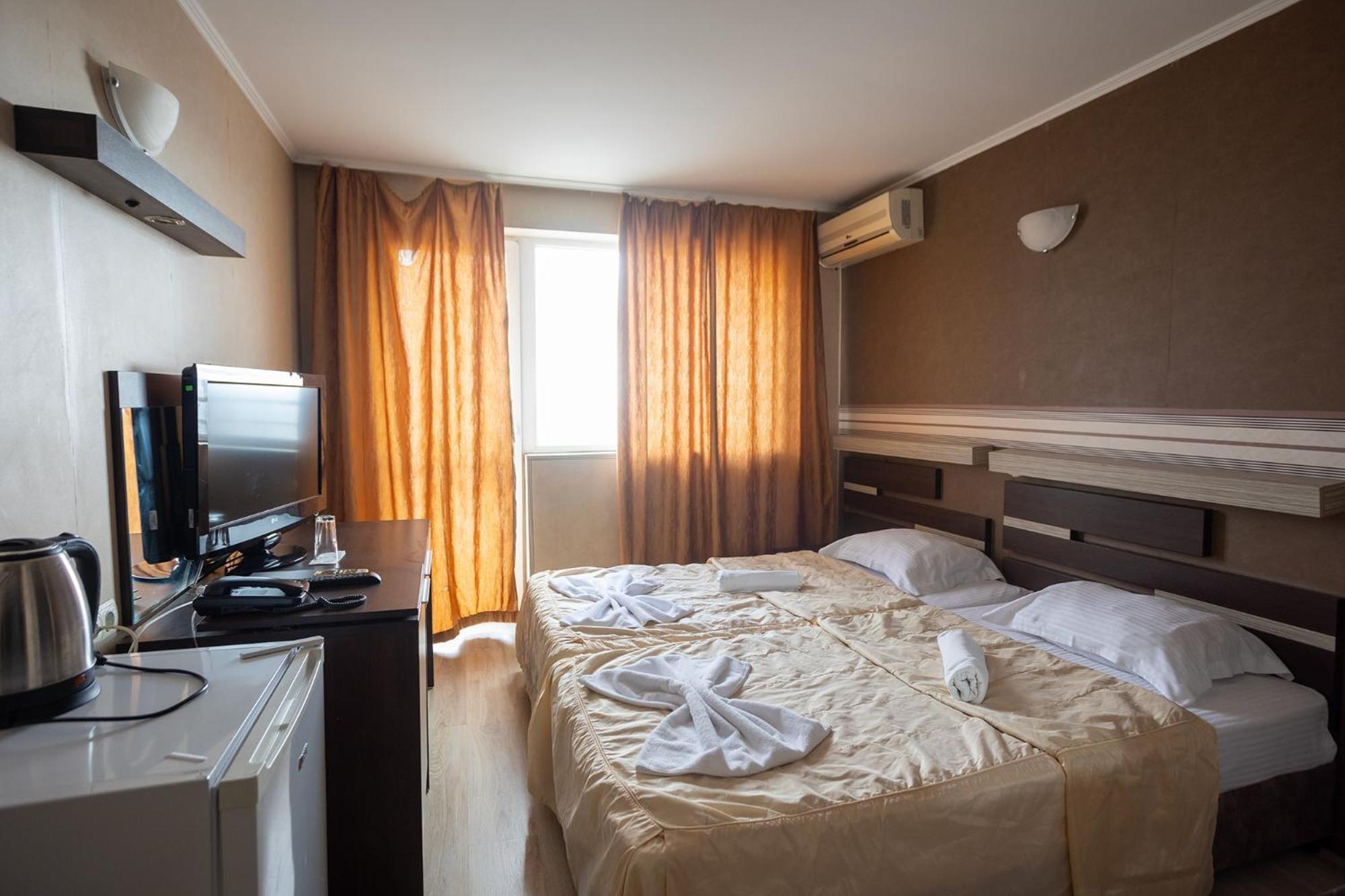 Lotos Hotel 발치크 외부 사진