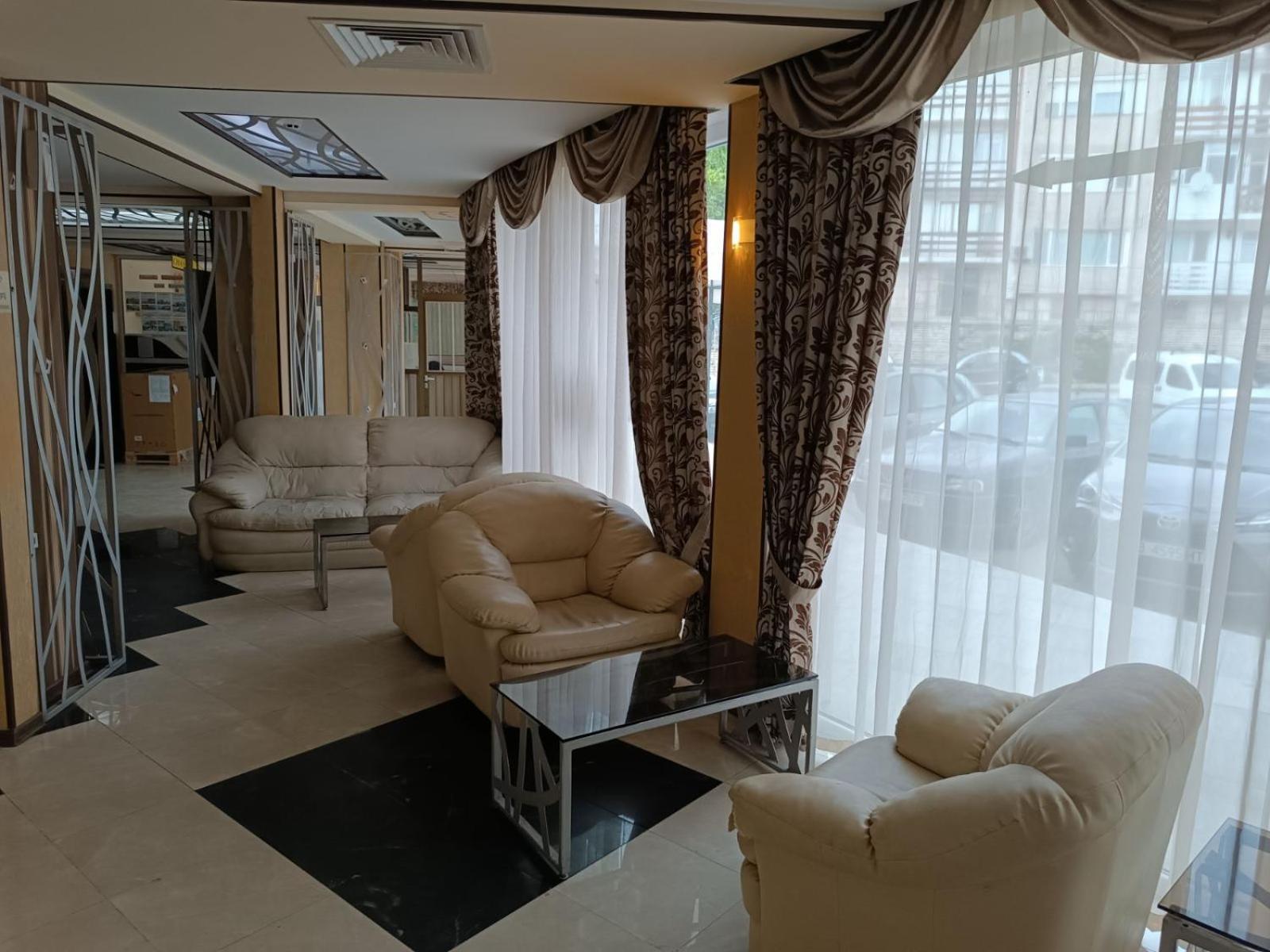Lotos Hotel 발치크 외부 사진