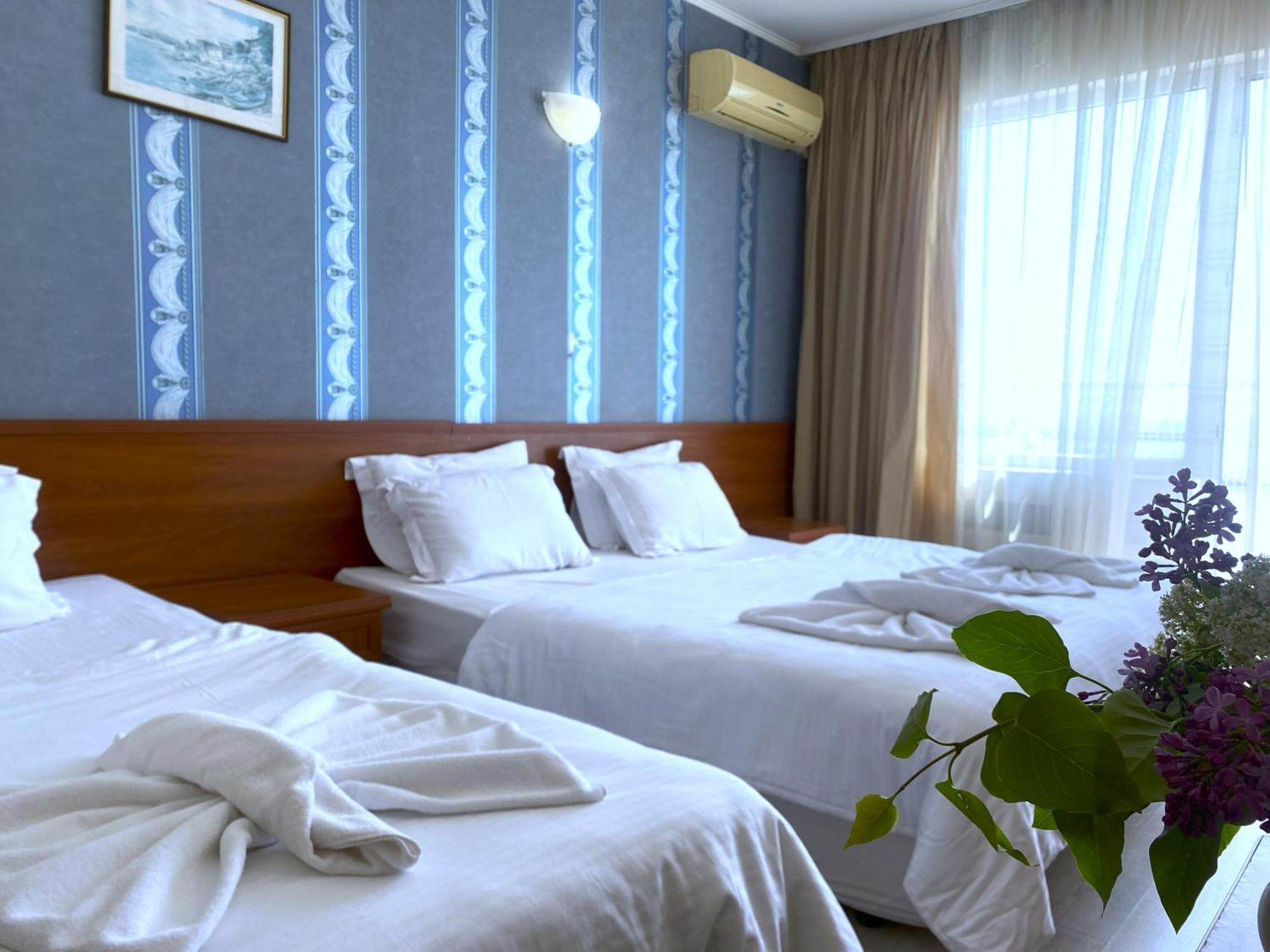 Lotos Hotel 발치크 외부 사진